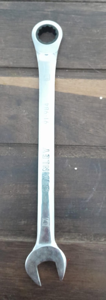 Llave mixta tipo Ratchet 17mm