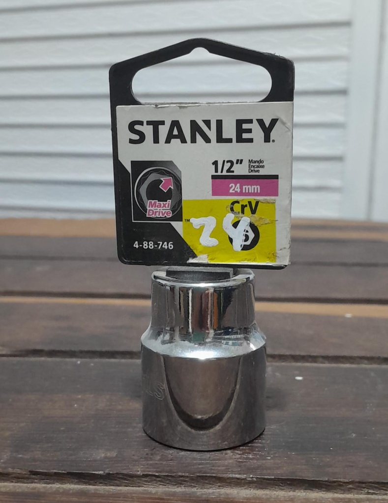 Llave copa cuadrante de 1/2" X 24mm